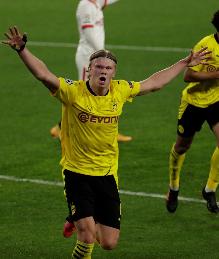 中路前腰占 中路前腰占