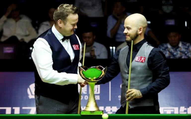 在明星发挥 在明星发挥